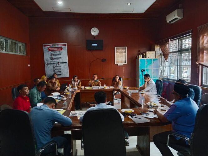 
Komisi II DPRD Bengkulu Selatan Kawal Sanksi Tegas Pencemaran Sungai Air Selali
