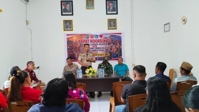 
Resiko El Nino, Polsek Lembeh Bangun Kesiapsiagaan Kebakaran Berbasis Kelurahan 