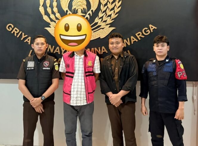 
Kejari Talaud Tetapkan RR sebagai Tersangka Dugaan Korupsi Pengadaan Tanah