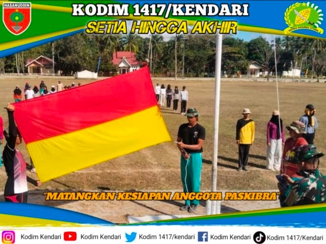 
Sambut HUT Kemerdekaan RI Ke-81, Babinsa Koramil 1417-10/Moramo Matangkan Kesiapan Anggota Paskibra
