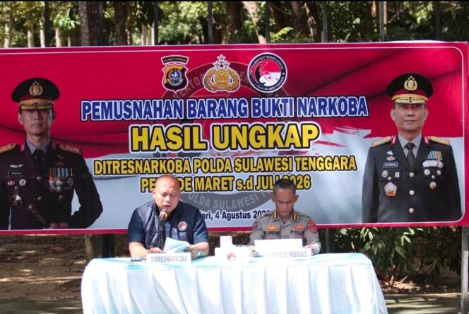 
Selamatkan Ribuan Jiwa Dari Ancaman Penyalahgunaan, Polda Sultra Musnahkan 5,4 Kg Narkotika