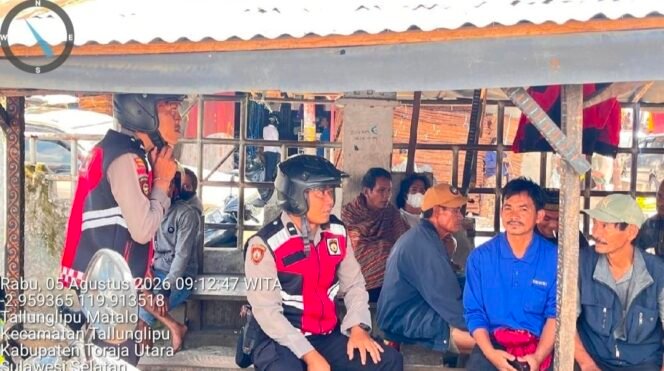 
Ciptakan Kondusifitas Wilayah, Sat Samapta Polres Torut Gencarkan Patroli Dialogis Dan Sosialisasi Layanan 110  ​
