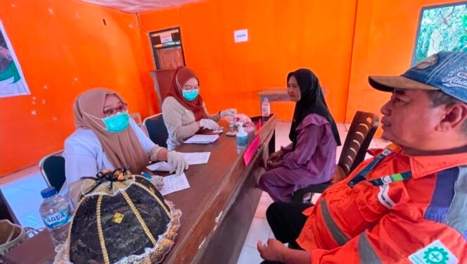 
Peduli Kesehatan Warga Desa Lingkar Tambang, PT. GAP Gelar Pengobatan Gratis Melalui Program PPM Tahun 2026