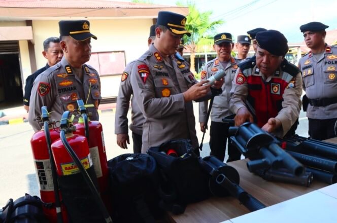 
Kapolres Palopo Cek Dalmas, Perkuat Kesiapsiagaan Kamtibmas