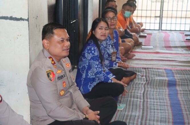 
Kapolres Torut Gandeng Kemenag Perkuat Pembinaan Mental dan Rohani Tahanan