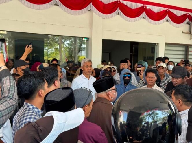 
Polda Sulsel Kawal Aksi di Makassar dan Gowa dengan Pendekatan Humanis