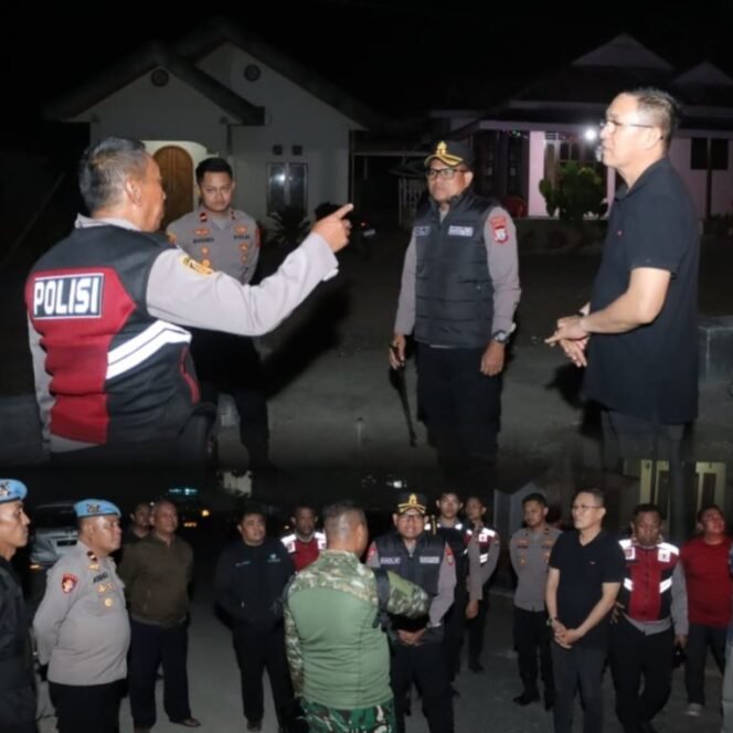 
Pastikan Situasi Kondusif, Kapolres Abdul Kholik Turun Langsung Pantau Desa Upai
