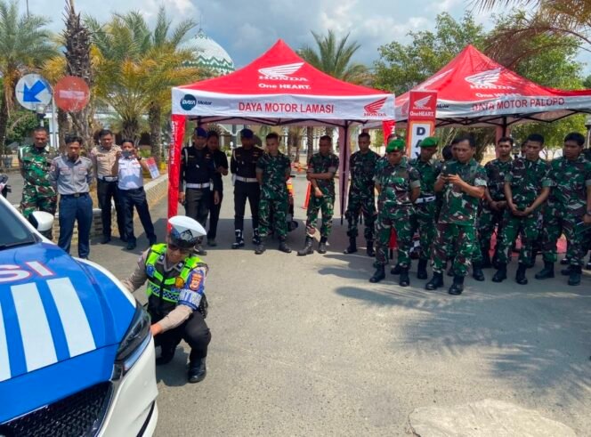 
Satlantas Polres Palopo Edukasi Personel TNI soal Safety Riding dan Safety Driving