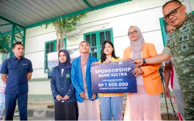 
Bank Sultra Salurkan CSR Rp100 Juta dan Beasiswa Sambut HUT ke-81 TNI