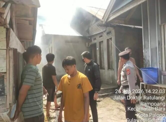 
Kebakaran Rumah di Rampoang, Kerugian Ditaksir Rp100 Juta