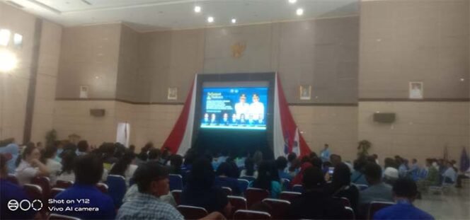 
 Gubernur Yulius Selvanus Beri Sambutan pada Pelantikan HNSI Sulawesi Utara di Manado