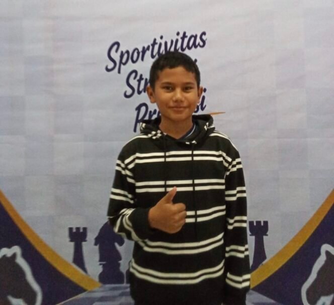 
Pecatur Muda Moh. Fazrin Patadjenu Meraih Juara 2 Equil Fest 2026, Ikut Kejurnas Catur Nanti