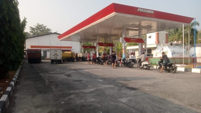 
Pasokan BBM Bertambah, Pertamina Pastikan Penyaluran di Manado, Sangihe, dan Sekitarnya Semakin Kondusif
