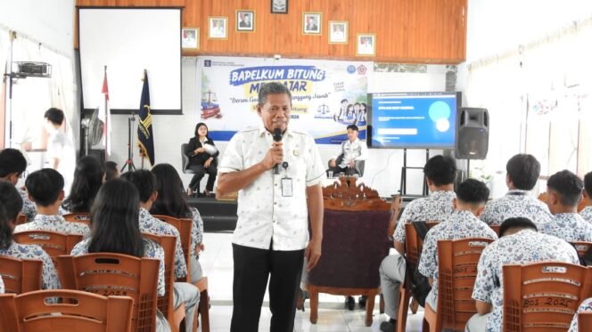 
Pelajar SMAN 2 Bitung  Dibekali Pemahaman Hukum