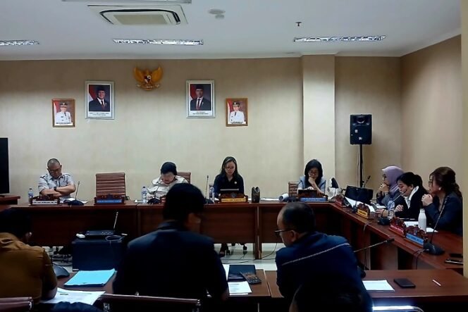 
Komisi IV DPRD Sulut Gelar Hearing Dinas Pendidikan terkait Evaluasi Kinerja 2026