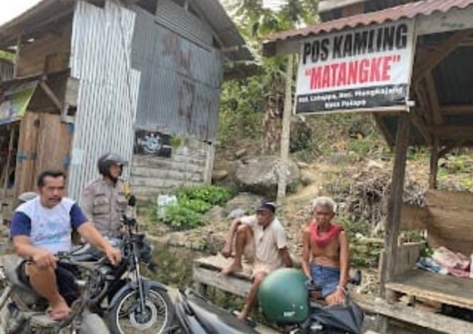 
Cegah Karhutla, Bhabinkamtibmas Kelurahan Latuppa Imbau Warga Hindari Pembakaran