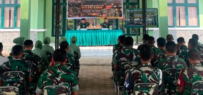 
Kodim 1430/Konut Gelar Penyuluhan Hukum, Prajurit dan Persit Dibekali Pemahaman Hukum