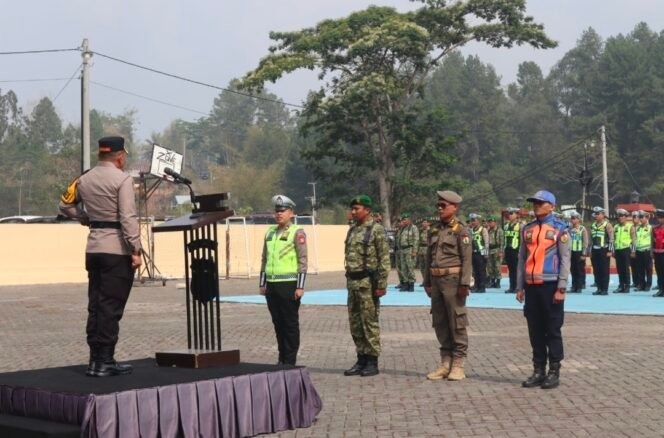 
 Kapolres Torut Pimpin Apel Operasi Patuh Pallawa 2026, Sasar 8 Pelanggaran