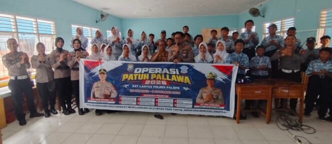 
 Operasi Patuh Pallawa 2026, Satlantas Polres Palopo Edukasi Siswa SMPN 3 tentang Tertib Berlalu Lintas